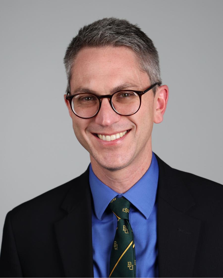 Richmann headshot