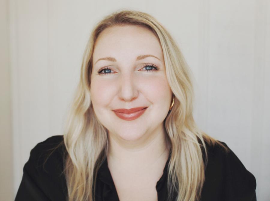 Jane Damron Headshot