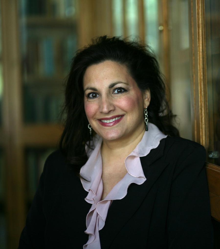 Mona Choucair